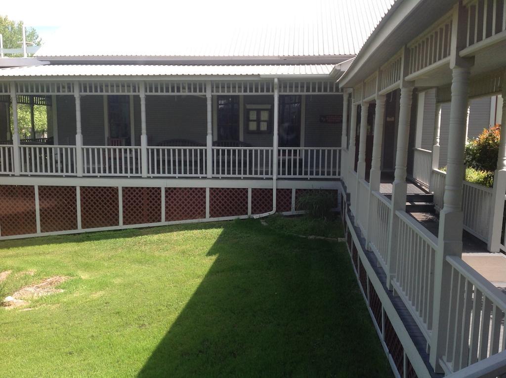 Inn On The Creek Salado Exterior photo